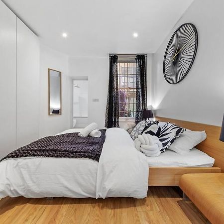 3 Bedroom Flat In Haymarket London Sleeps 14 Hy1 Exterior photo