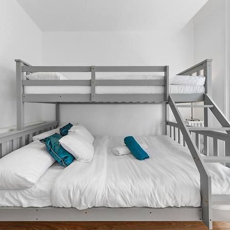 3 Bedroom Flat In Haymarket London Sleeps 14 Hy1 Exterior photo
